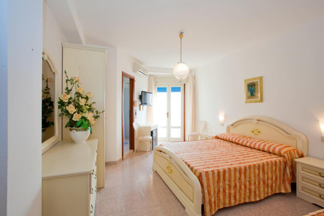 Hotel Imperial Caorle Exterior photo