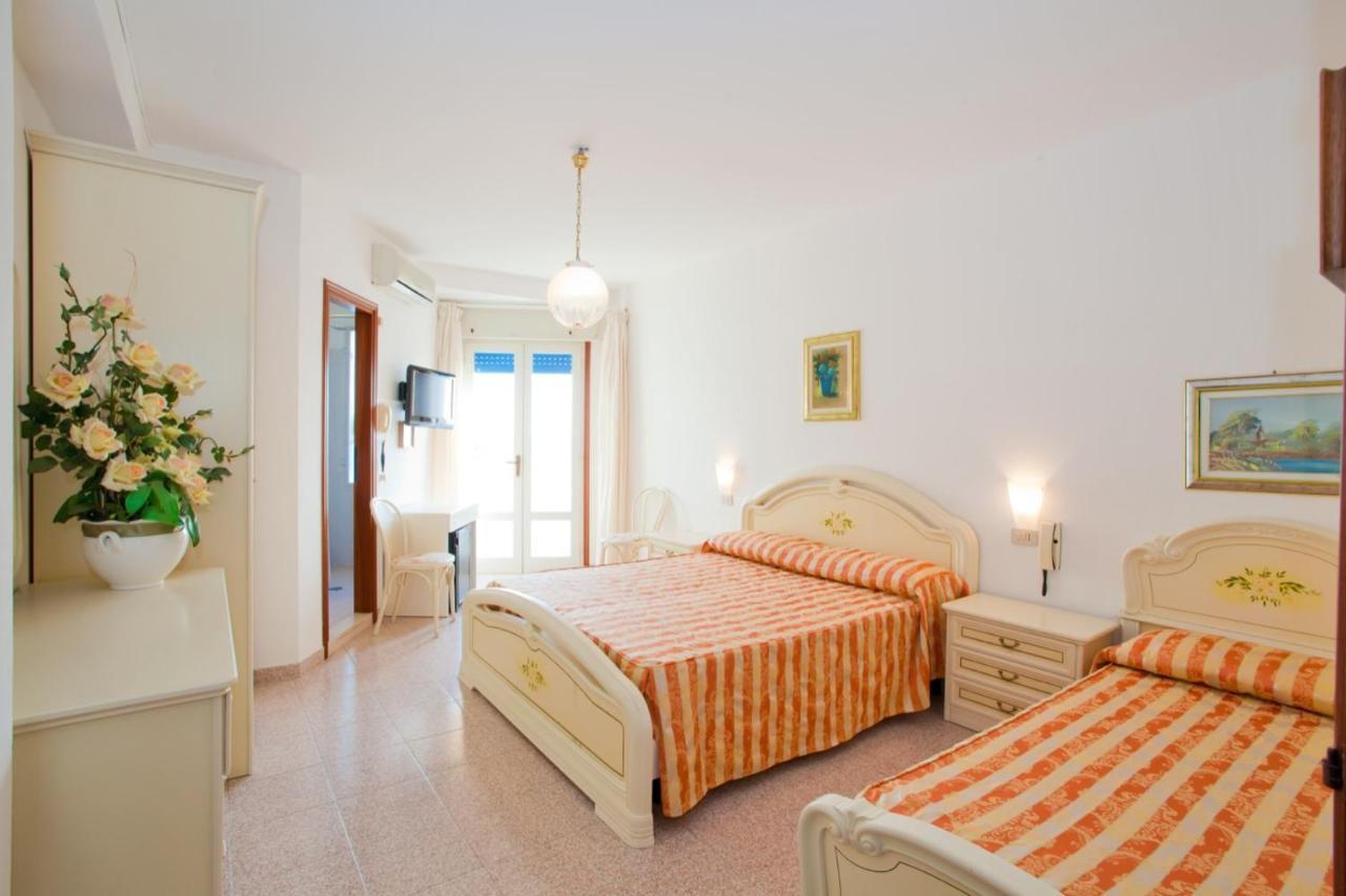 Hotel Imperial Caorle Exterior photo